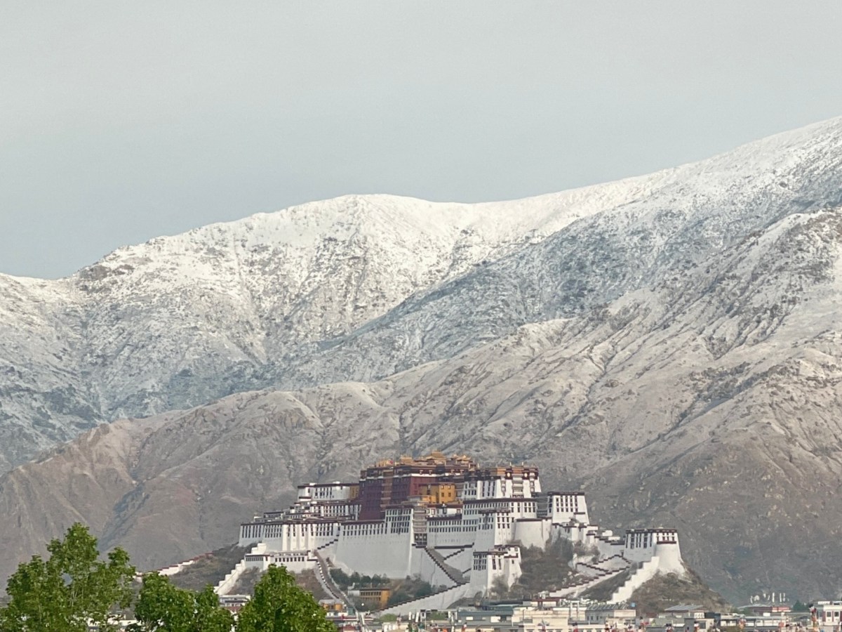 Tibet: exploring the roof of the&nbsp;world